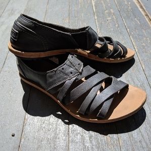 Sorel Lake Shore Sandals